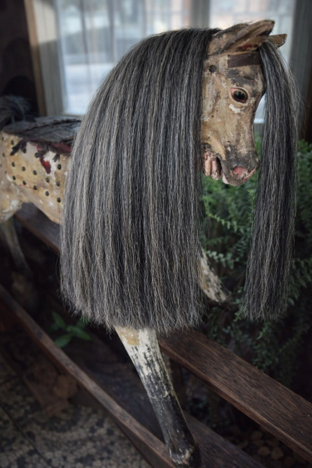 Rocking horse mane made with Real horse hair 14 inch ( 33 cm) long 8 inch (20cm) wide to be glued on the the rocking horse, very life like