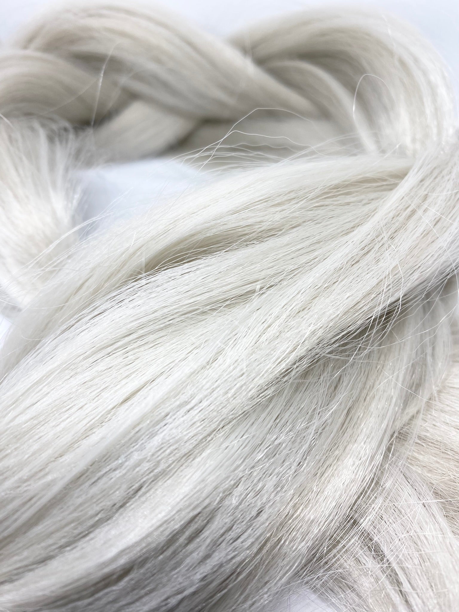 naturel white custom made clip in fake mane extension for your horse. DIY fix your horses mane